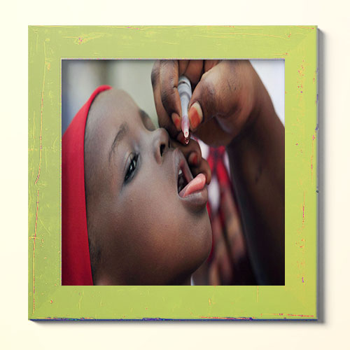 علائم فلج اطفال؛ دلایل ابتلا، پیشگیری و درمان آن