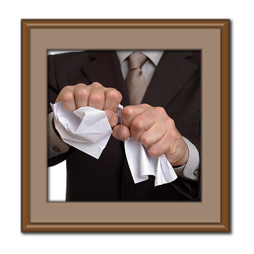 تفاوت قرار سقوط دعوا با صدور محکومیت خواهان