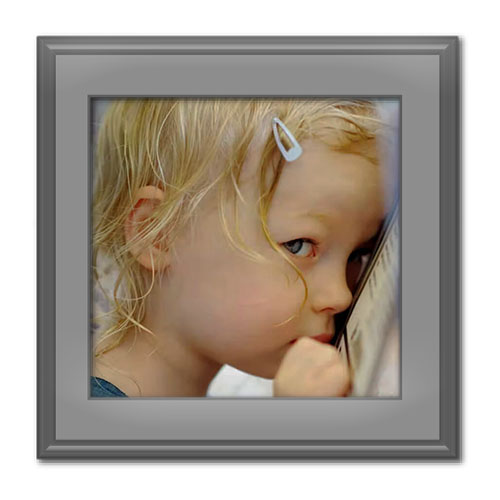 ویژگی‌های کودک درونگرا و نحوه صحیح برخورد با آنها