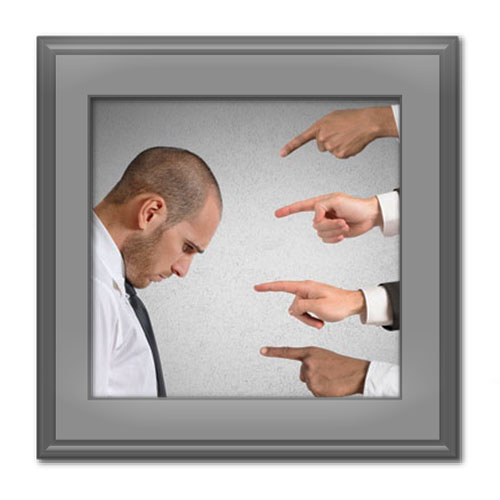 ۳ انشا درباره قضاوت با سبک‌های مختلف